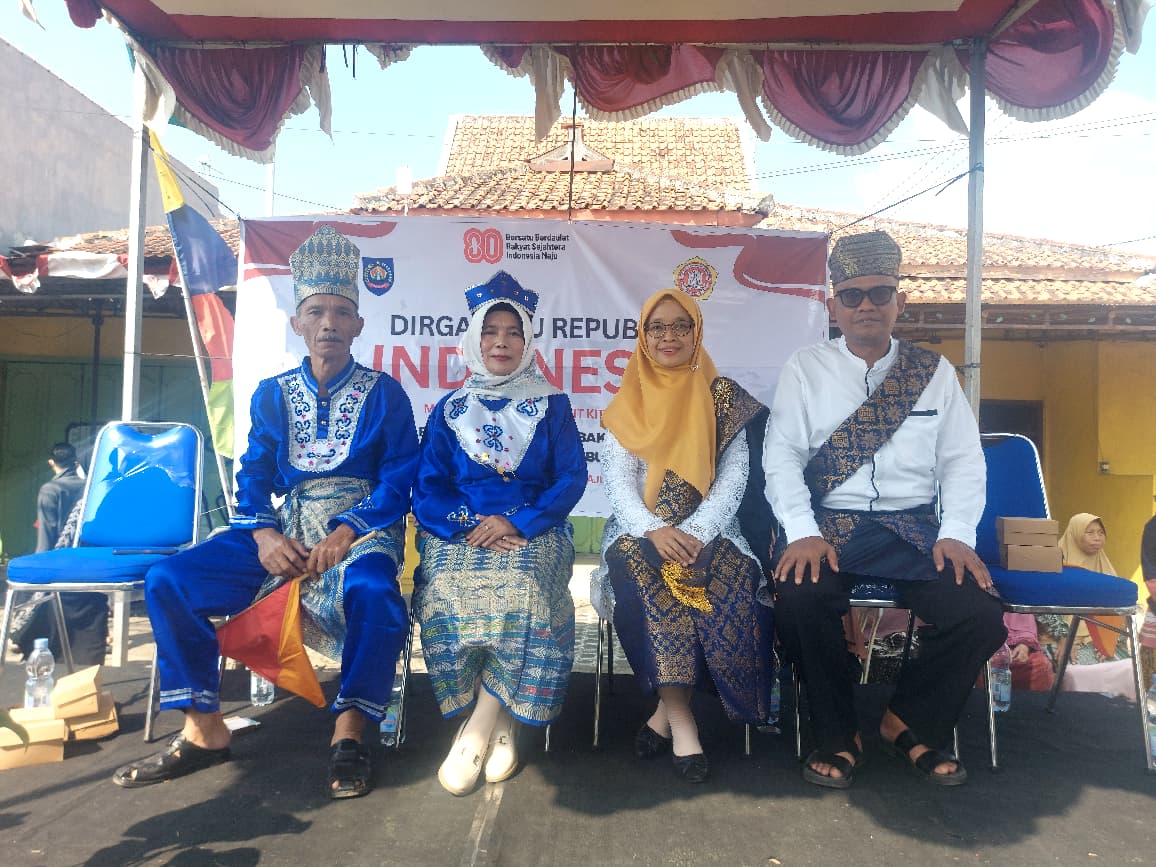 Karnaval Desa Lebaksiu Lor